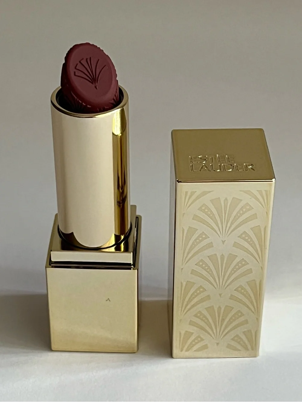 Estée Lauder Limited Edition Lipstick C14 Strictly Confidential New No Box